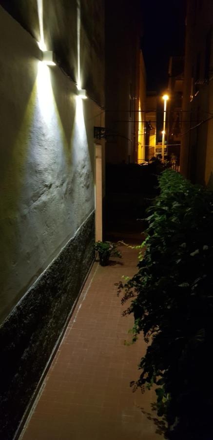 Casa Capri Lejlighed Giardini Naxos Eksteriør billede